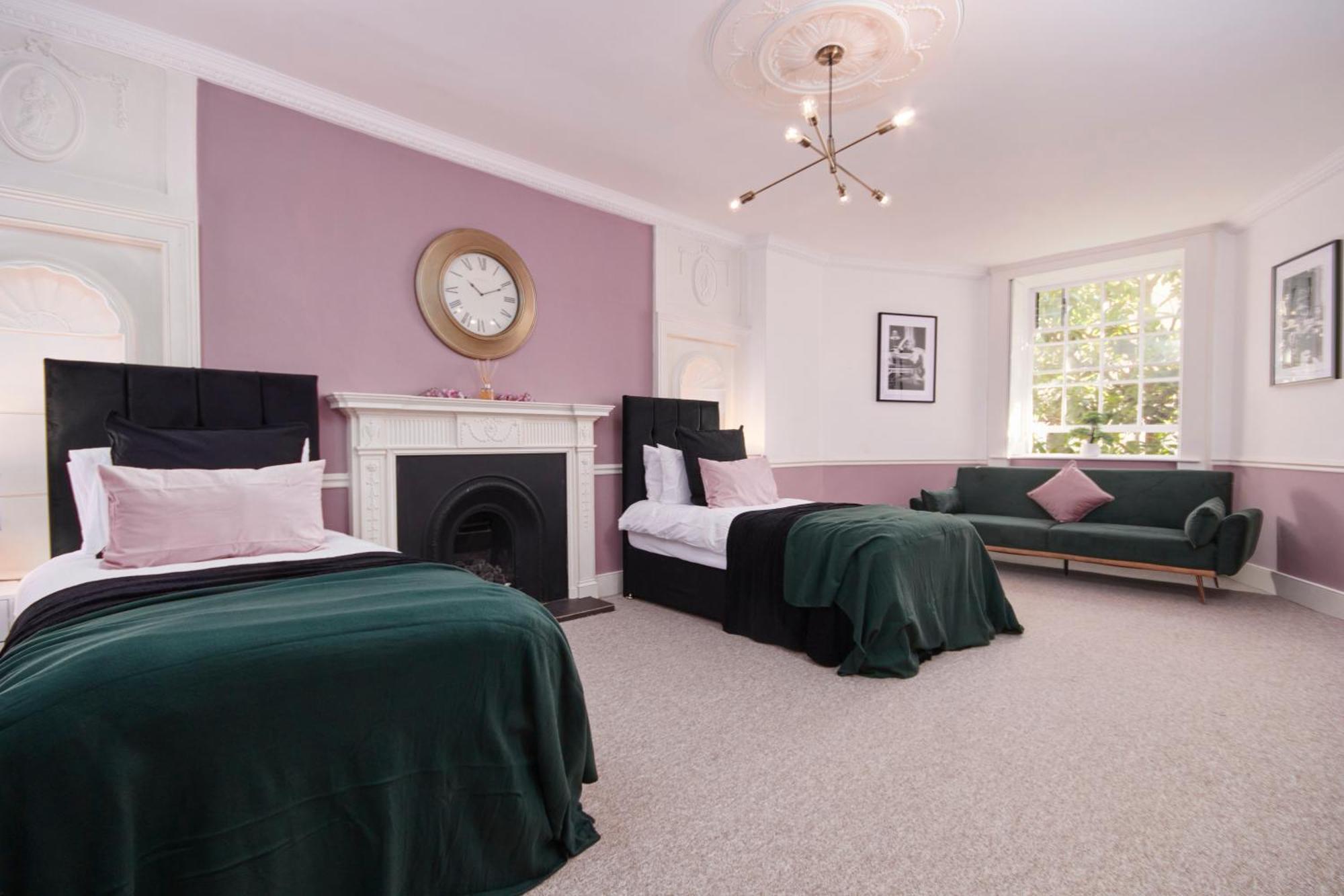 Beautiful 2Bedroom 4 Actual Beds House With Wifi By Purestay Bath Extérieur photo