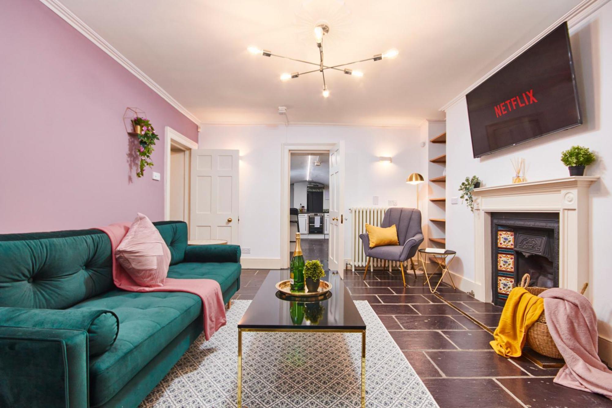 Beautiful 2Bedroom 4 Actual Beds House With Wifi By Purestay Bath Extérieur photo