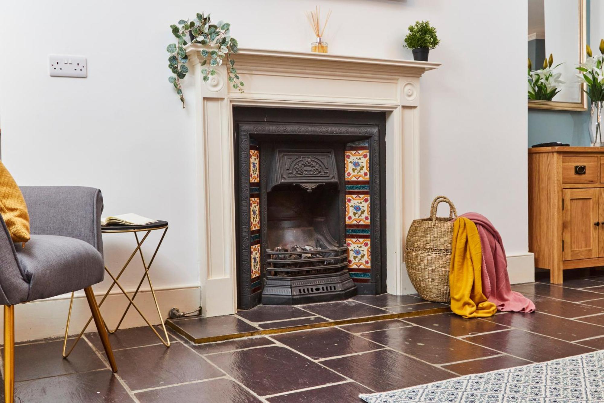 Beautiful 2Bedroom 4 Actual Beds House With Wifi By Purestay Bath Extérieur photo