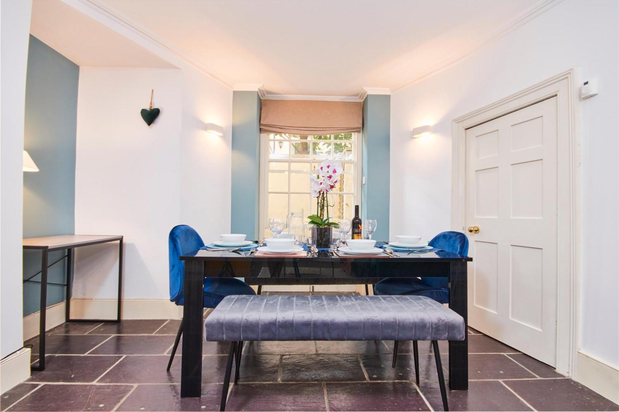 Beautiful 2Bedroom 4 Actual Beds House With Wifi By Purestay Bath Extérieur photo