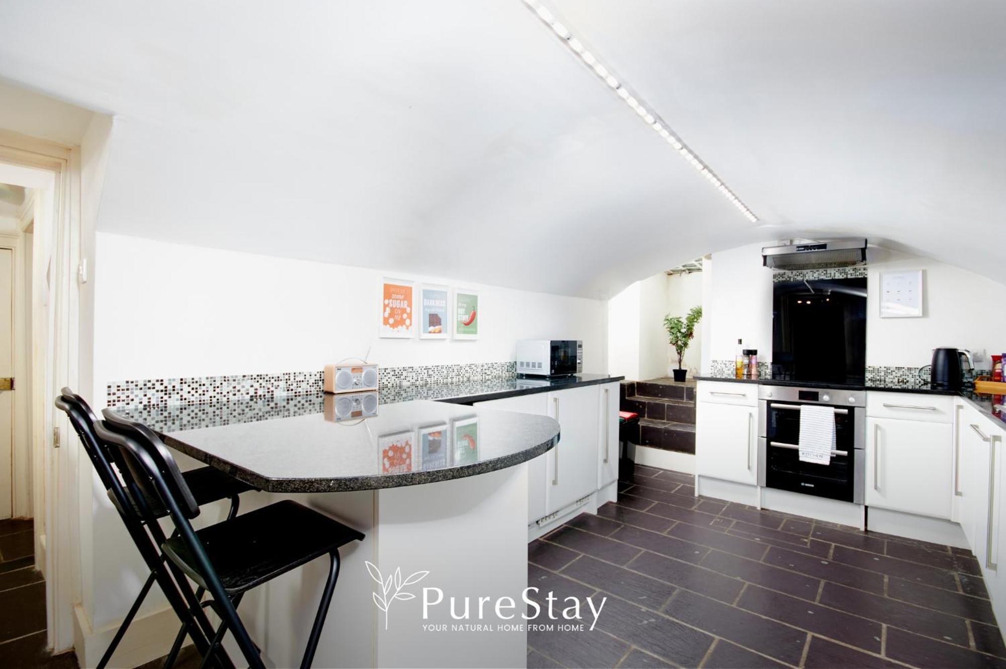 Beautiful 2Bedroom 4 Actual Beds House With Wifi By Purestay Bath Extérieur photo